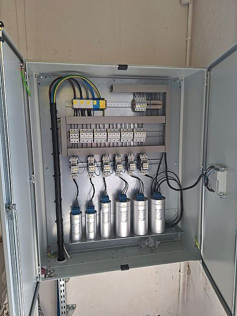 New batteries for reactive power compensation