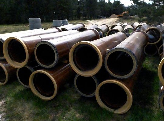 Kolejny etap budowy systemu kanalizacyjnego i wodociągowego na terenie oś. Wschód.