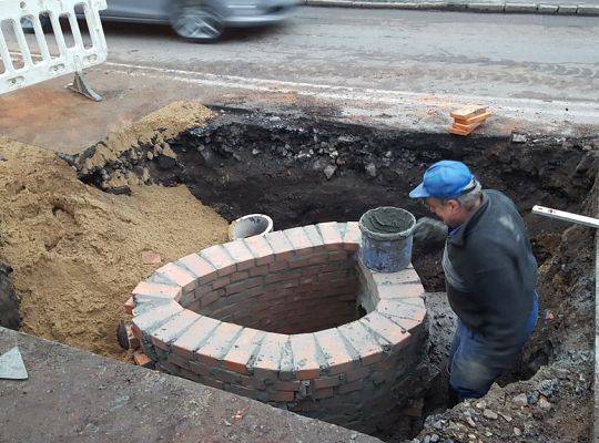 ul. Armii Krajowej - kolejne remonty elementów sieci wodociągowej i kanalizacyjnej