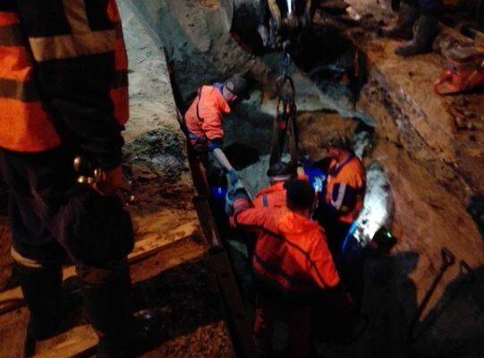 Awaria wodociągu w Rondzie Jana Pawła II