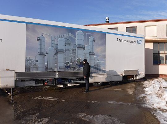Mobilna wystawa Showtruck firmy Endress Hauser