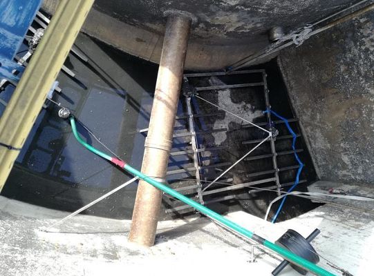 Remont reaktora biologicznego.