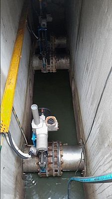 Wymiana uszczelnień rurociągów i regeneracja siłowników w przepompowni osadów  na Oczyszczalni Ścieków.